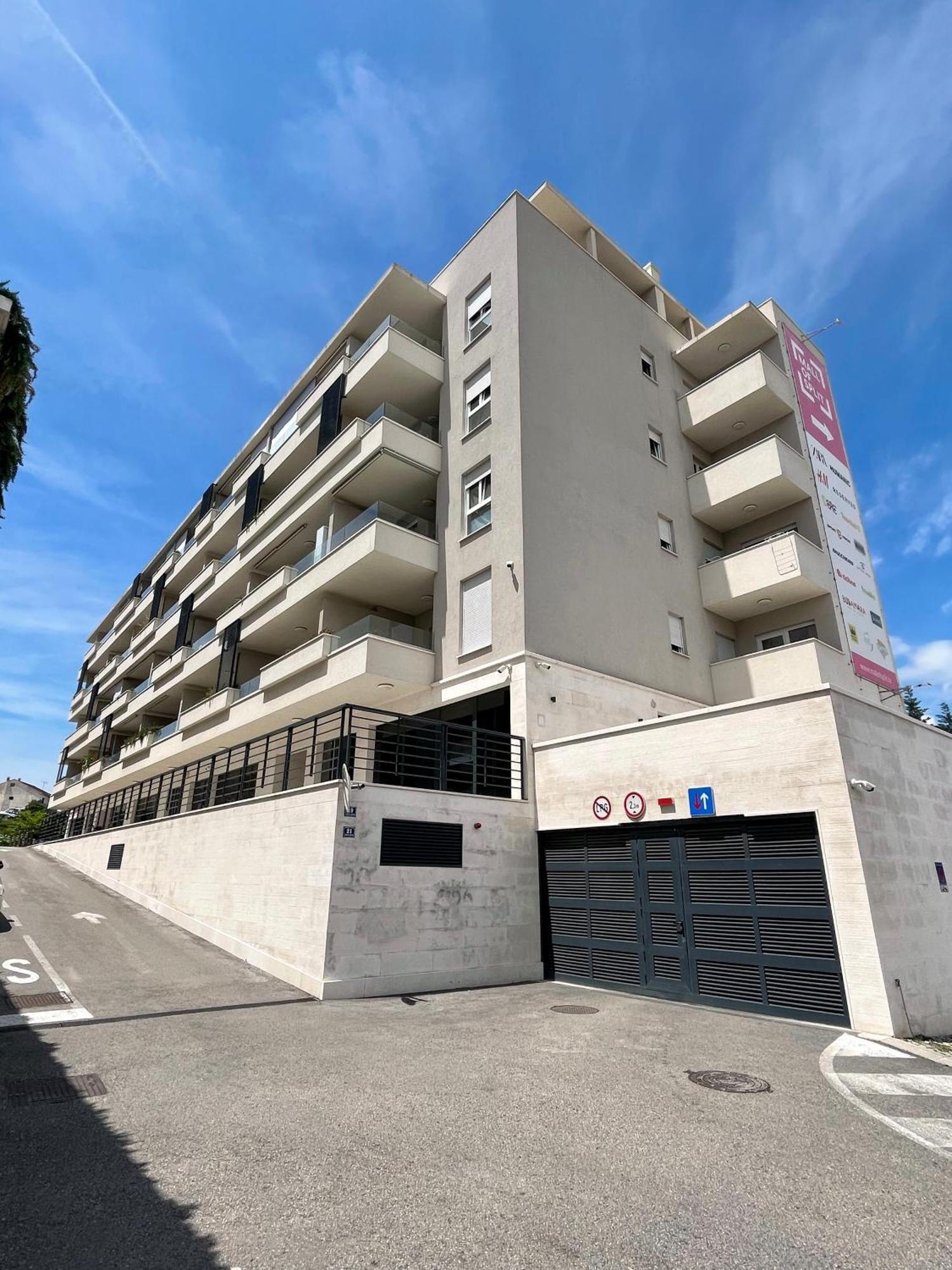 Luxury Apartment Rinos - Free Garage Parking 스플리트 외부 사진